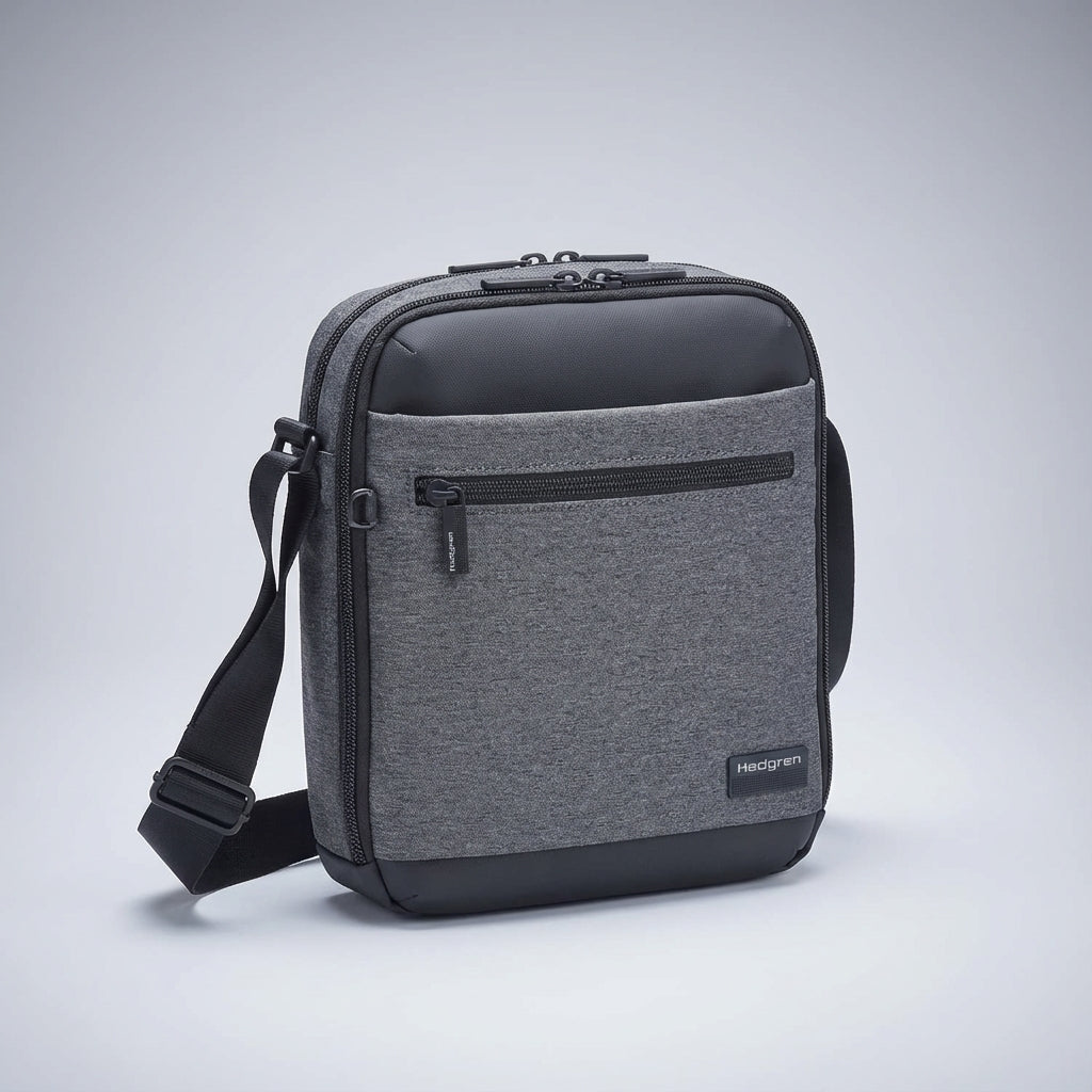 Unisex CarryGuard messengerväska. Vattenavvisande, kompakt axelväska med RFID-skydd och inbyggd organiserare.