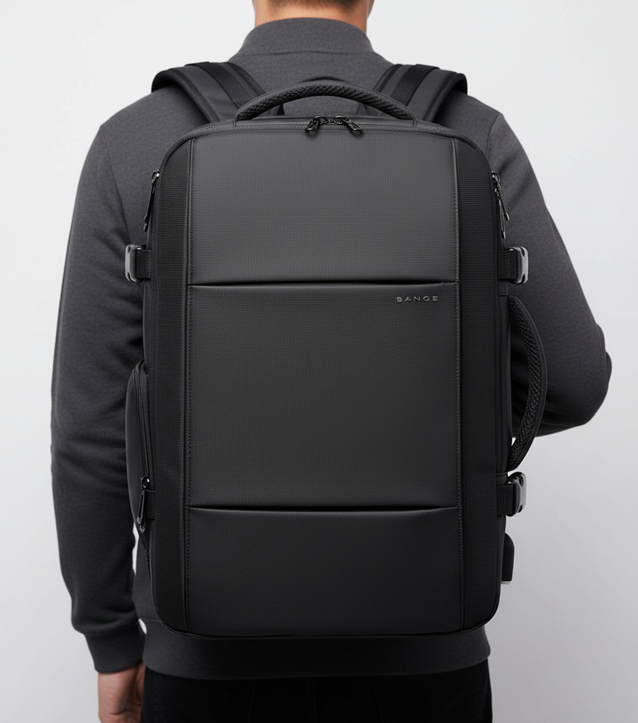 Flexibel Unisex MultiUse reseryggsäck. Idealisk som handbagage, dagstur och smidig packning för alla resor.