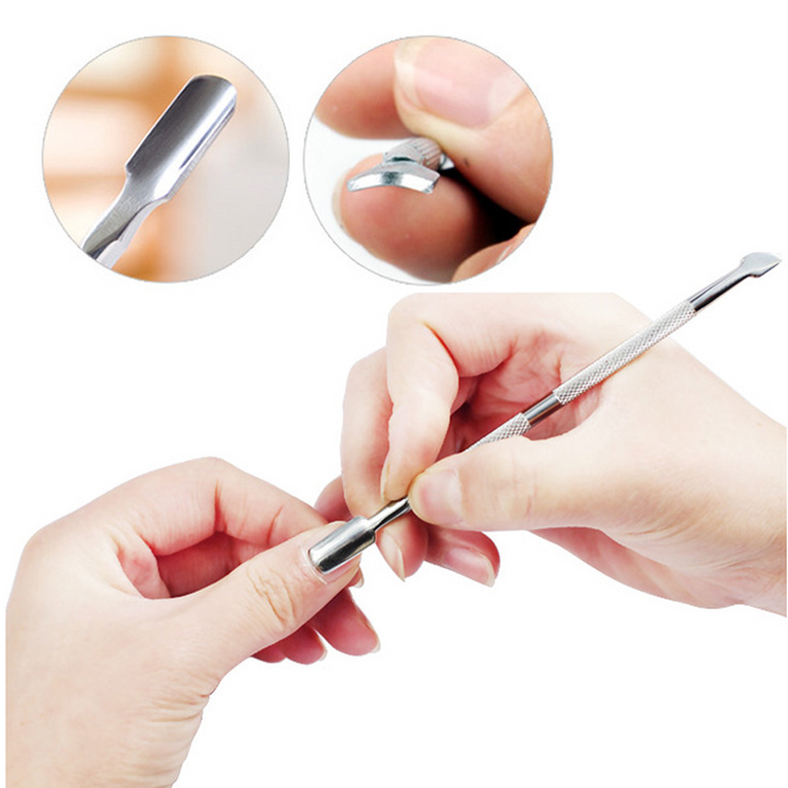 "Unisex nagelvårdset, rostfritt stål, ergonomisk design, precisionsresultat, fyra verktyg för optimal vård."