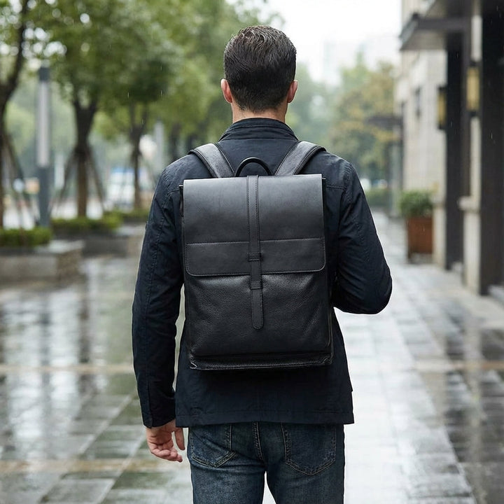 Unisex professionell ryggsäck för bärbar dator. Elegant design för arbete, kontor och pendling.