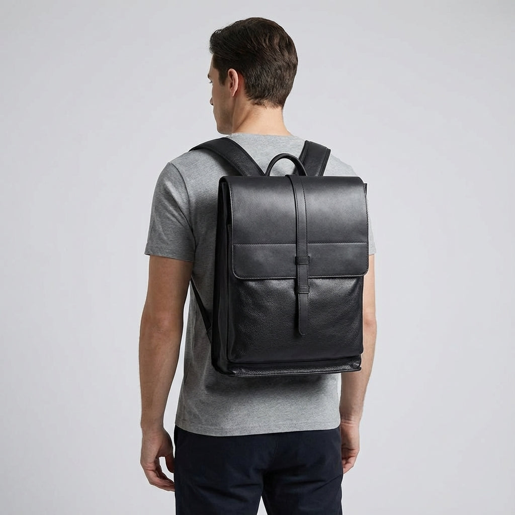 Hållbar unisex ryggsäck för bärbar dator. Organiserade fack för professionellt bruk, perfekt för pendling.