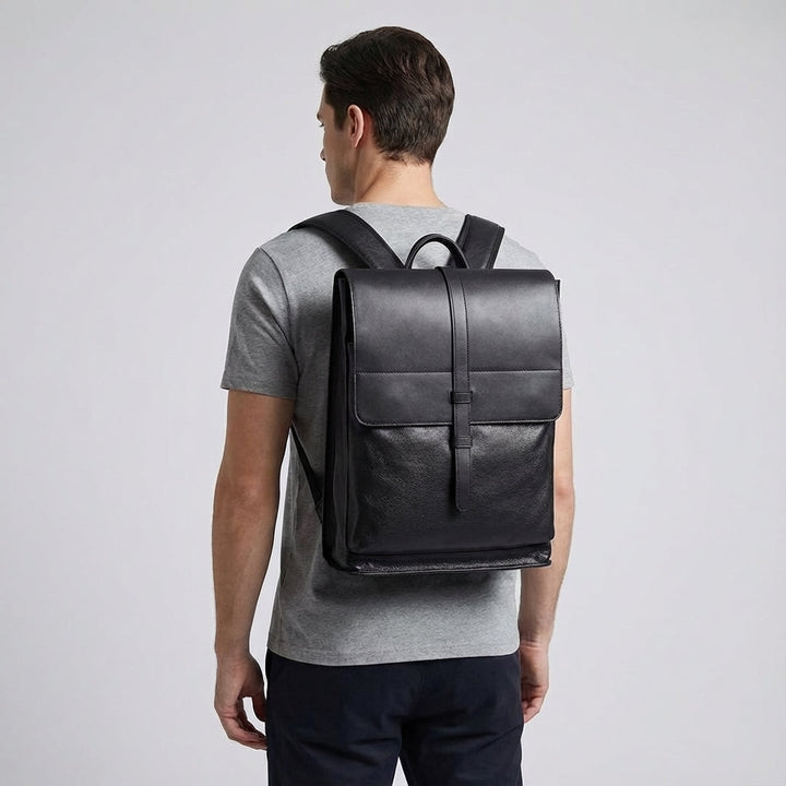 Rymlig & organiserad ryggsäck för bärbar dator, unisex. Bekväm för pendling, arbete & studier, hållbar design.