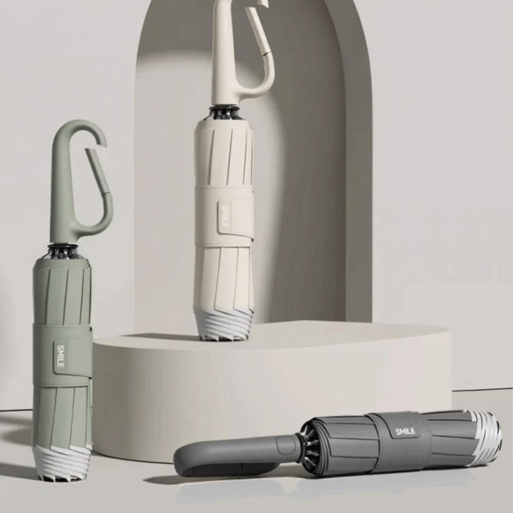Unisex regnparaply med reflexer. Stormsäkert och robust väderskydd för vuxna utomhus.