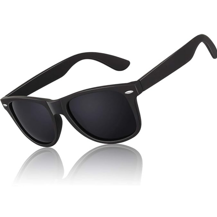 Stilfulla retro solglasögon, unisex, med UV400 polarisering för utomhusaktiviteter.