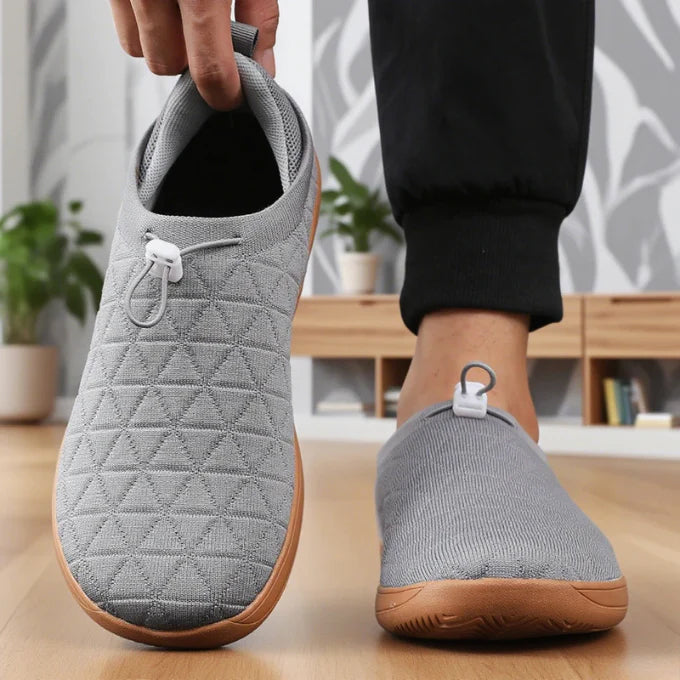 Mjuka och andningsbara unisex slip-on skor med elegant quiltad ovandel, passar för många tillfällen.