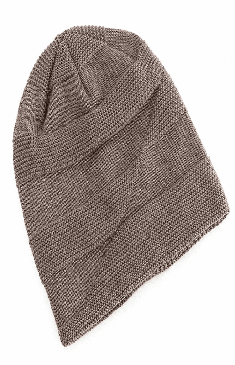 Unisex vintermössa Imogen i modern slouchy modell, både mysig och snygg.