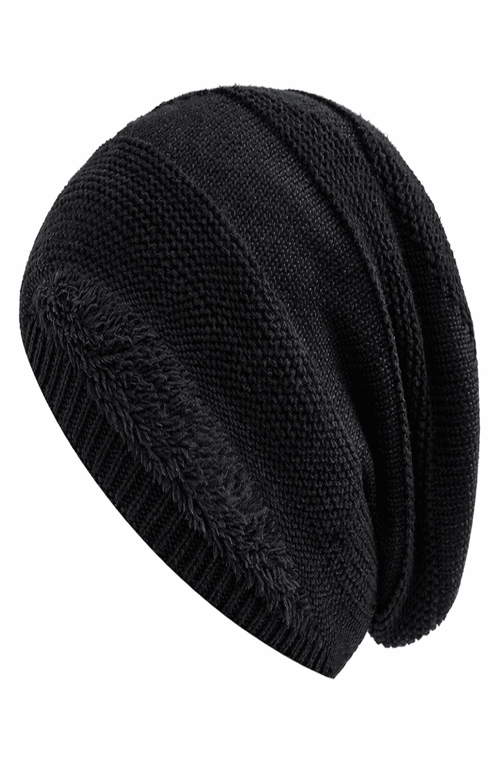 Trendig slouchy stickad mössa Imogen för en avslappnad look under vintern.
