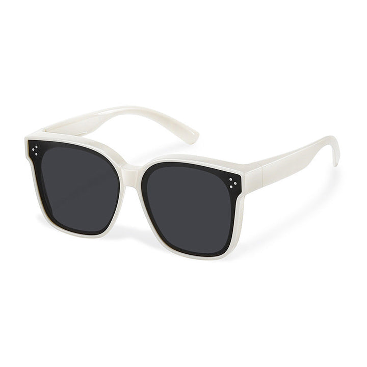 "Unisex snap-on solglasögon, fästa på vanliga glasögon, lätt design, nyanser: beige, mörkgrön, svart, silvergrå."