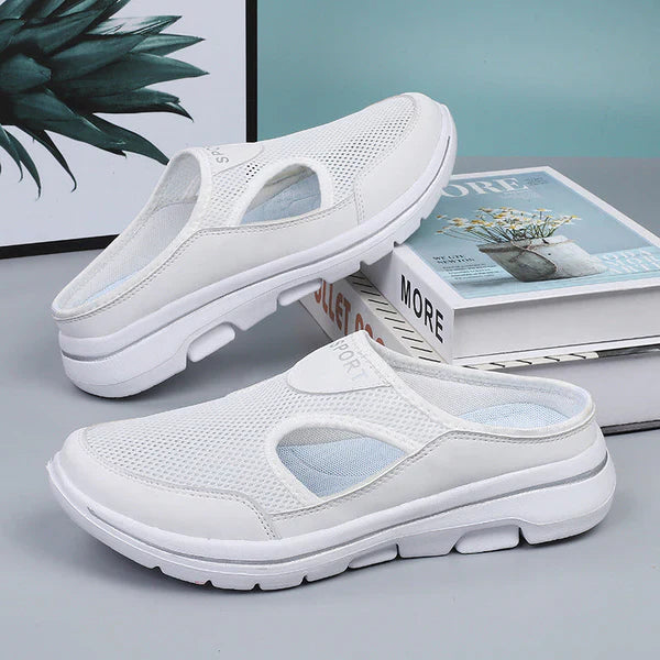 Moderna slip-on sandaler med avancerad stötdämpning, perfekta för avslappning och fotkomfort.