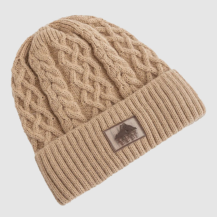 Bild av en mjuk fleecefodrad unisex mössa, stickad för optimal värme & komfort