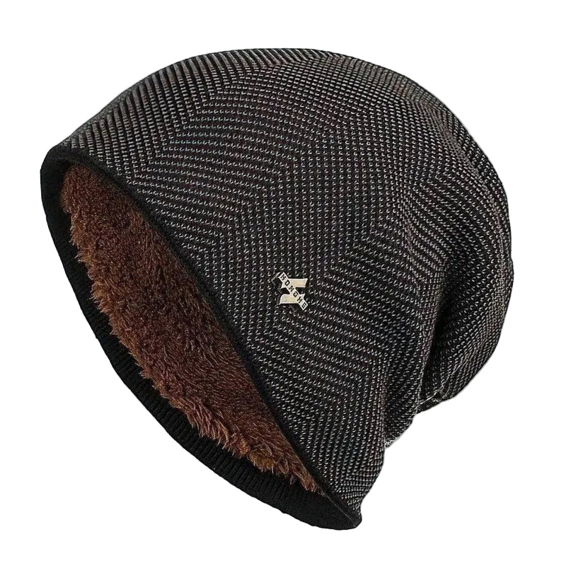 Unisex stickad vintermössa med varmt foder, perfekt för vuxna och barn i kallt väder.