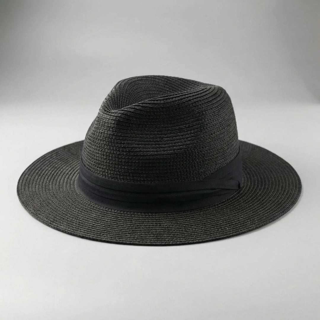 Tidlös Fedora Panamahatt "Noah" med bred brätte, en luftig sommarhatt för alla tillfällen.