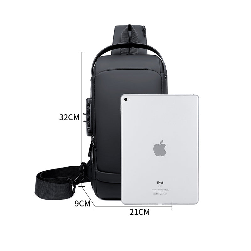 "Unisex stöldskydd bröstväska i svart PU, reflekterande detaljer, framifrån, säker och stilren för dagligt bruk."