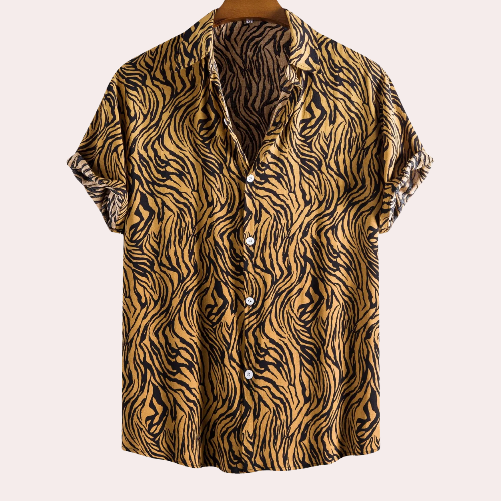 Unisex tigerprint sommarskjorta, kortärmad, med trendigt mönster för en avslappnad sommarstil.