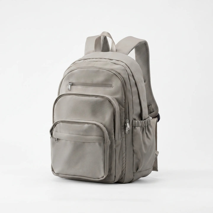 Elegant arbetsväska/ryggsäck för kontoret med plats för laptop och dokument. Unisex och funktionell.