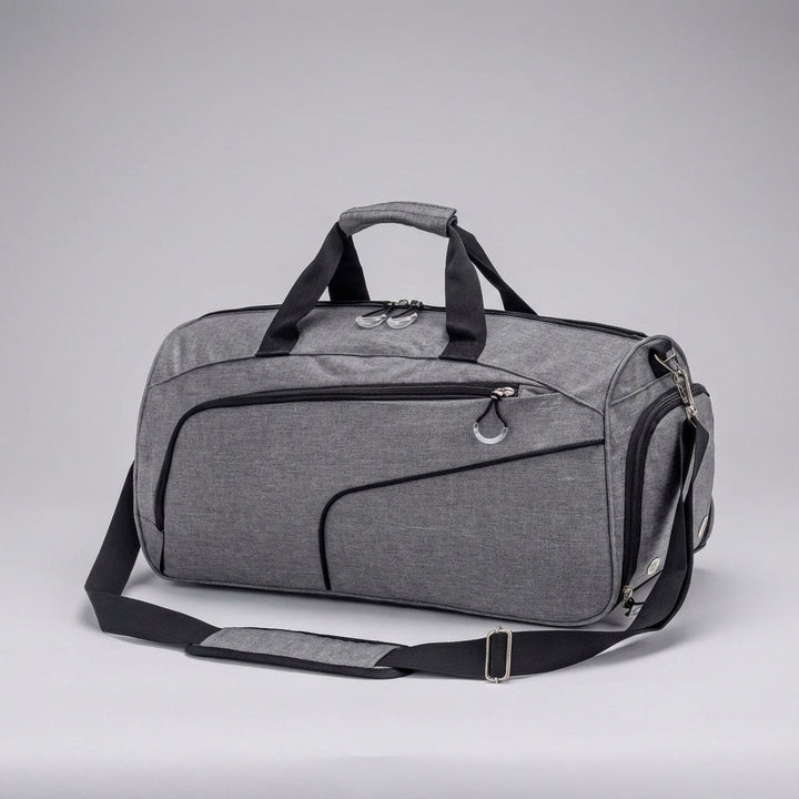 Mångsidig vattentät 35L FlexDuffel gymväska, unisex, utmärkt som resväska och sportbagage, hållbart material.