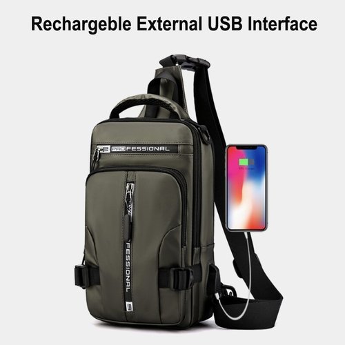 Svart unisex crossbody väska med smarta anti-stöldfunktioner. Vattentät för trygg förvaring i alla väder.