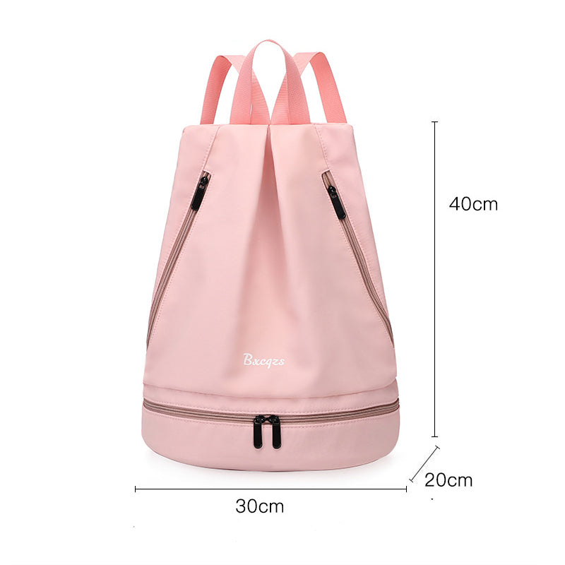 Unisex vattentät ryggsäck av nylon med fyrkantig design, andningsbar och slitstark, perfekt för alla äventyr.
