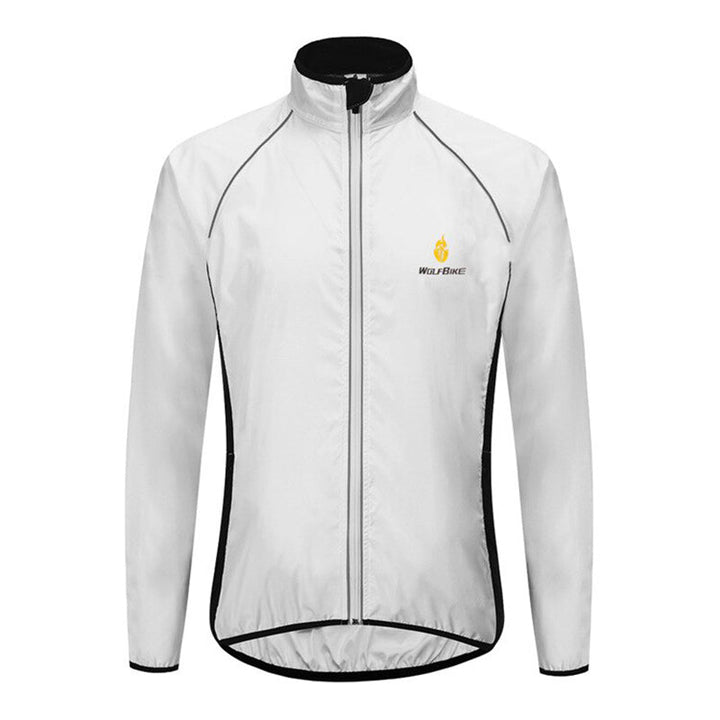 Unisex vattentät sport vindjacka i polyester, finns i flera färger som grön och orange, reflekterande detaljer.