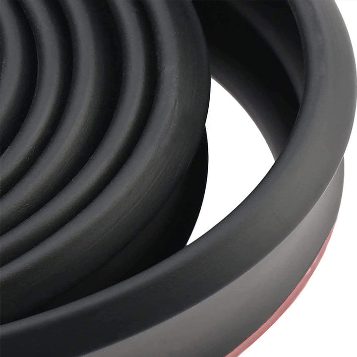 "Universal bilstötfångare gummiförlängning i flexibelt material, ger racingstil och skyddar mot repor, svart färg."