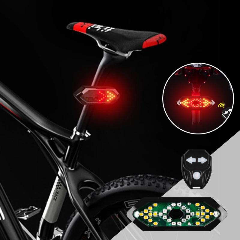 "USB-uppladdningsbart cykel bakljus med blinkers och horn, svart design, LED-ljus för säker cykling, vädertåligt."