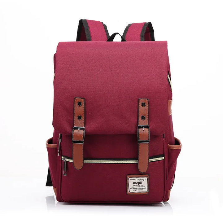 Organiserad Valtro ryggsäck med dedikerat laptopfack. Vattentät unisex design för alla ändamål.