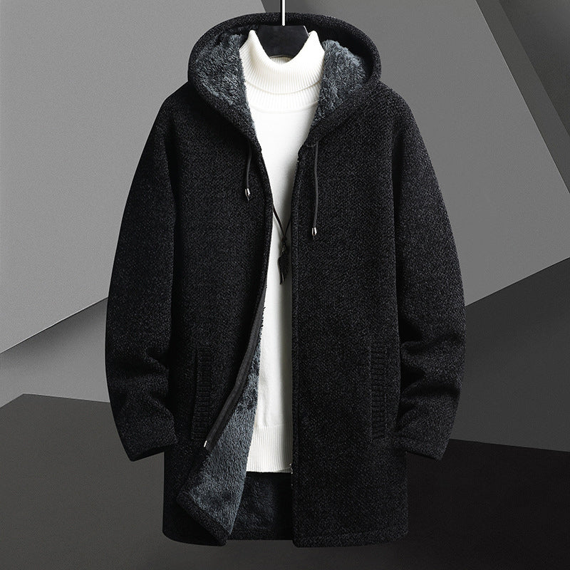 Herrjacka med fleecefoder och huva i casual design för vinter och höst. Varmt och robust ytterplagg.