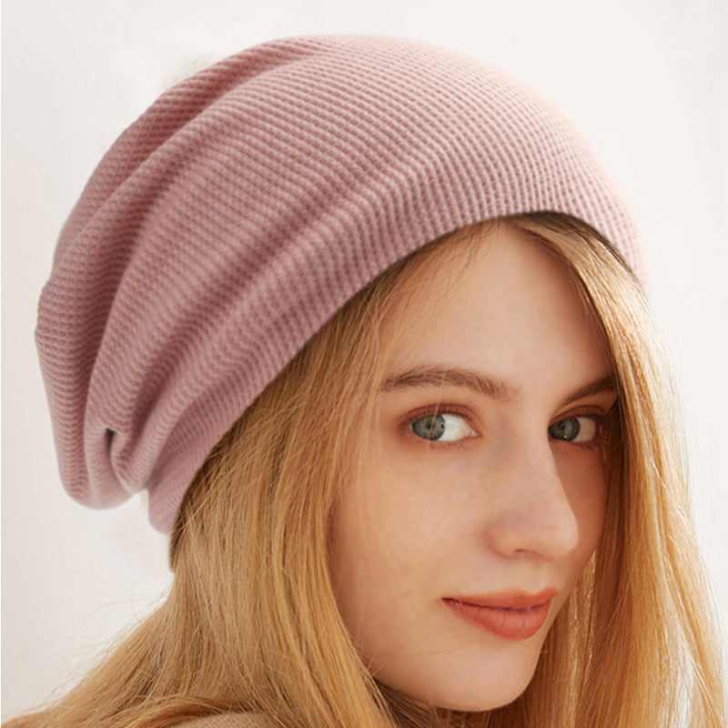 "Varm unisex höstvintermössa i mjuk, vindtät fleece, kupoltopp, brättefri, flerfärgad; perfekt för höst och vinter."