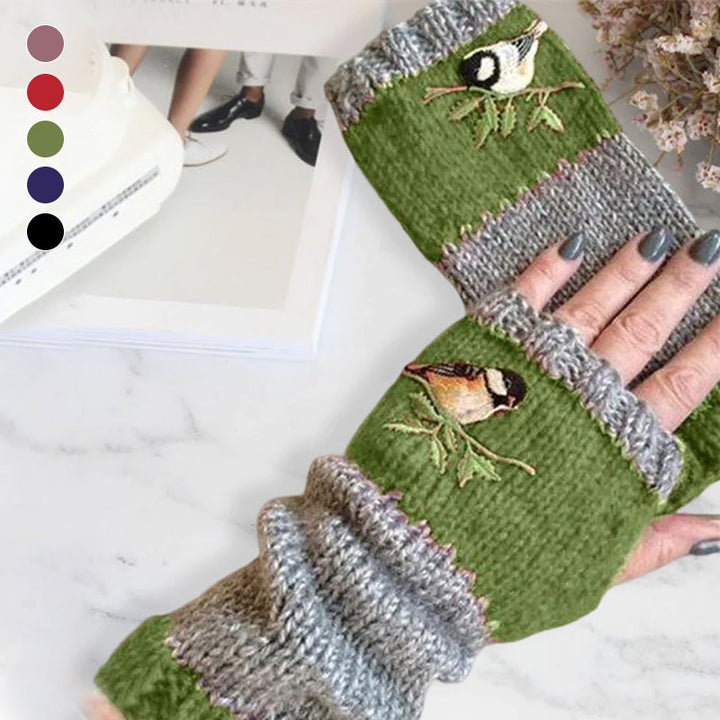 "Varma fingerlösa lapptäckebroderade vinterhandskar för kvinnor, broderidetaljer, mjukt akrylt, charmig design."