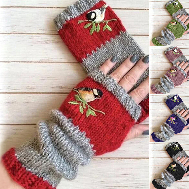 "Varma fingerlösa lapptäckebroderade vinterhandskar för kvinnor, broderidetaljer, mjukt akrylt, charmig design."