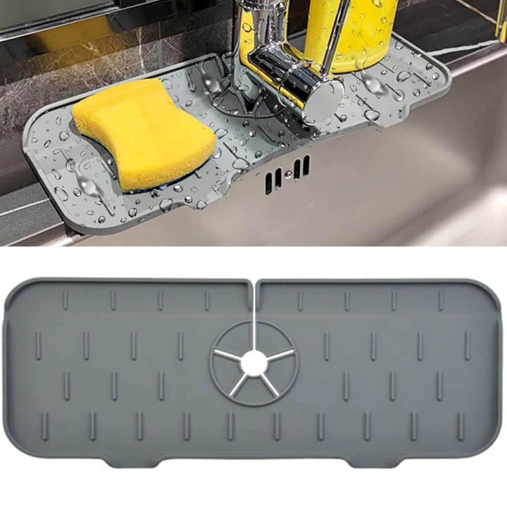 Vattenabsorberande silikonmatta för kök, vit, passar runt kran, fångar vattendroppar, håller bänkskivan torr.