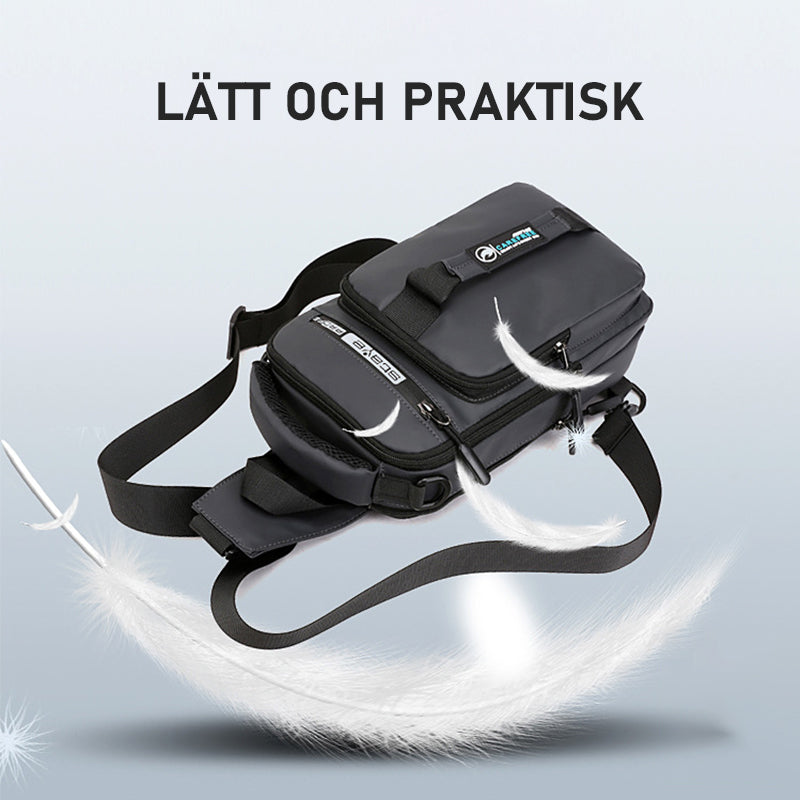 "Vattentät herr axelväska med USB-port, svart, med justerbar rem och kompakt design perfekt för dagligt bruk."