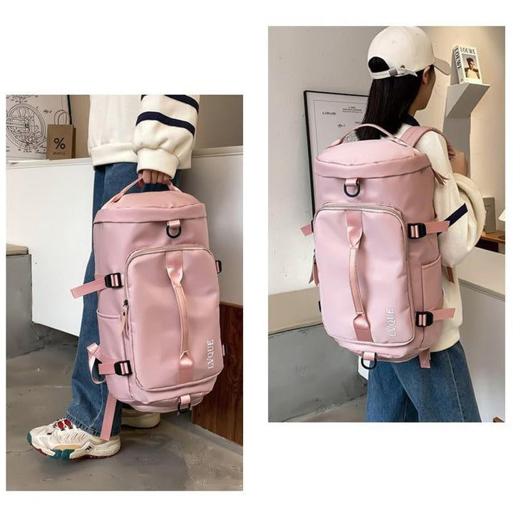 "Vattentät unisex ryggsäck/duffelväska, multifunktionell design, visad i olika färger: blå, mint, violett, rosa."