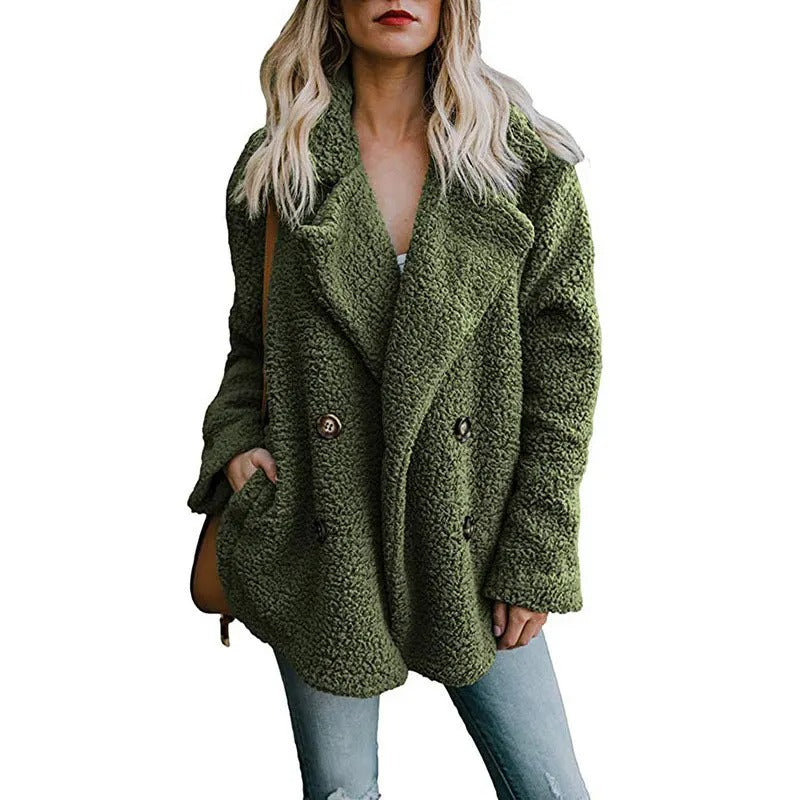 "Överdimensionerad fluffig fleecejacka dam i teddystil, beige med mjukt material och avkopplande passform för vinterbruk."