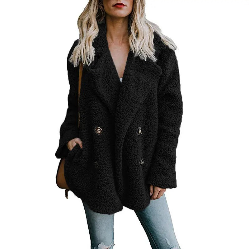 "Överdimensionerad fluffig fleecejacka dam i teddystil, beige med mjukt material och avkopplande passform för vinterbruk."