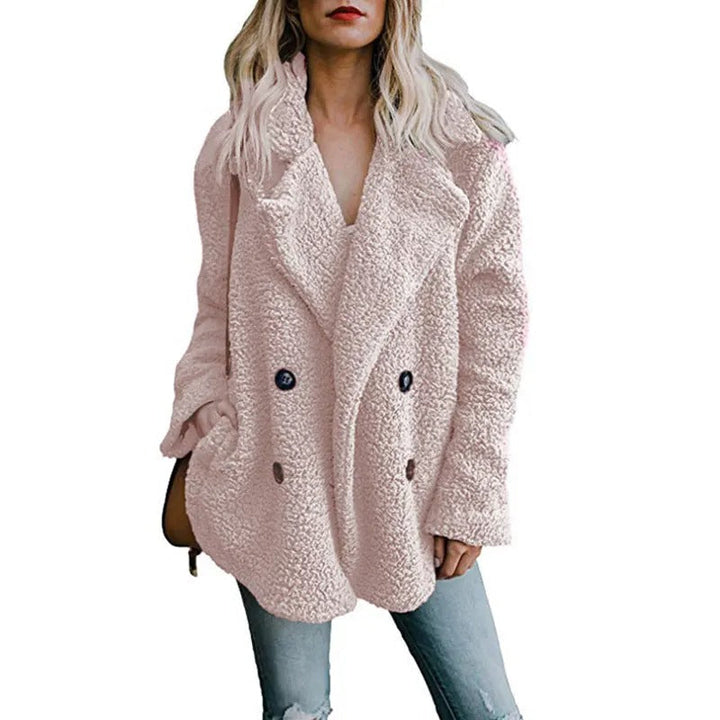 "Överdimensionerad fluffig fleecejacka dam i teddystil, beige med mjukt material och avkopplande passform för vinterbruk."