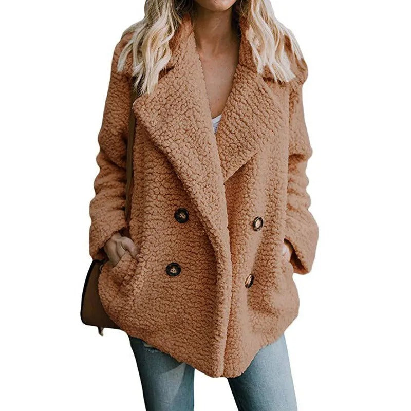 "Överdimensionerad fluffig fleecejacka dam i teddystil, beige med mjukt material och avkopplande passform för vinterbruk."