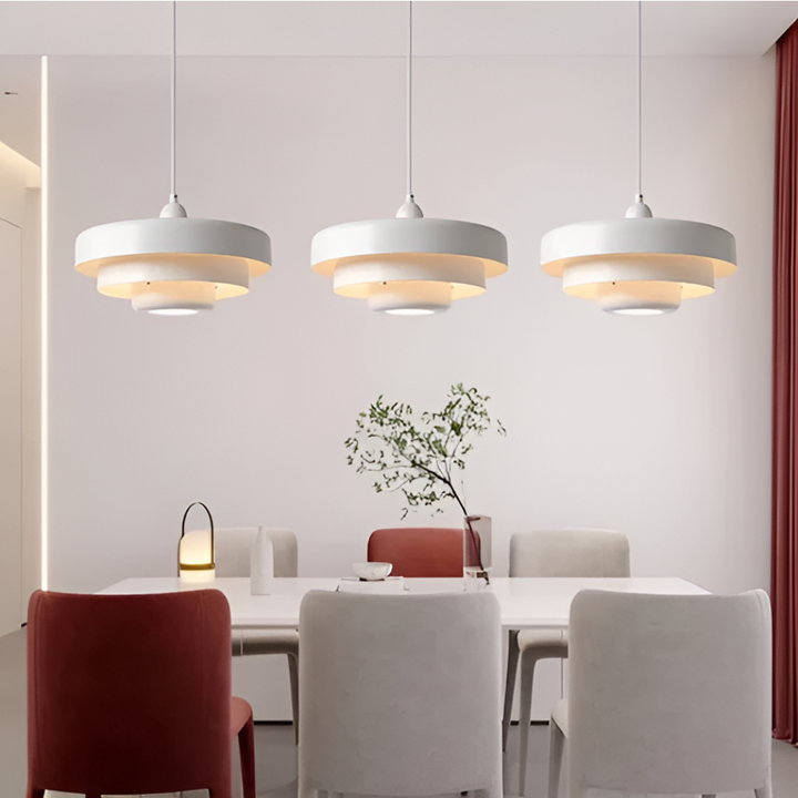 Elegant aluminium taklampa, vintage LED-design för modern skandinavisk inredning. Pendellampa.