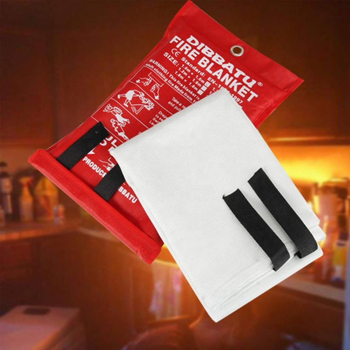 Vit brandfilt av glasfiber, 1x1 m, för värmeskydd. Robust, återanvändbar säkerhetsprodukt för hushållsbruk.