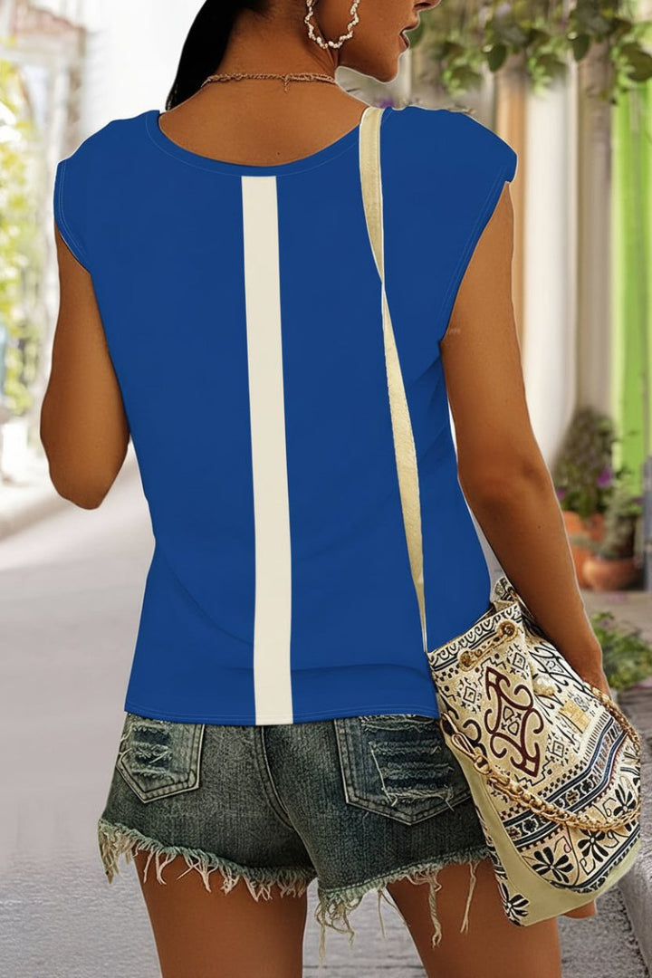 Rosa dam t-shirt, v-ringad och basic, perfekt för en avslappnad stil året om.