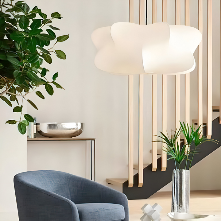 Modern taklampa, dimbar Wabi Sabi design. Perfekt för stämningsfull belysning.