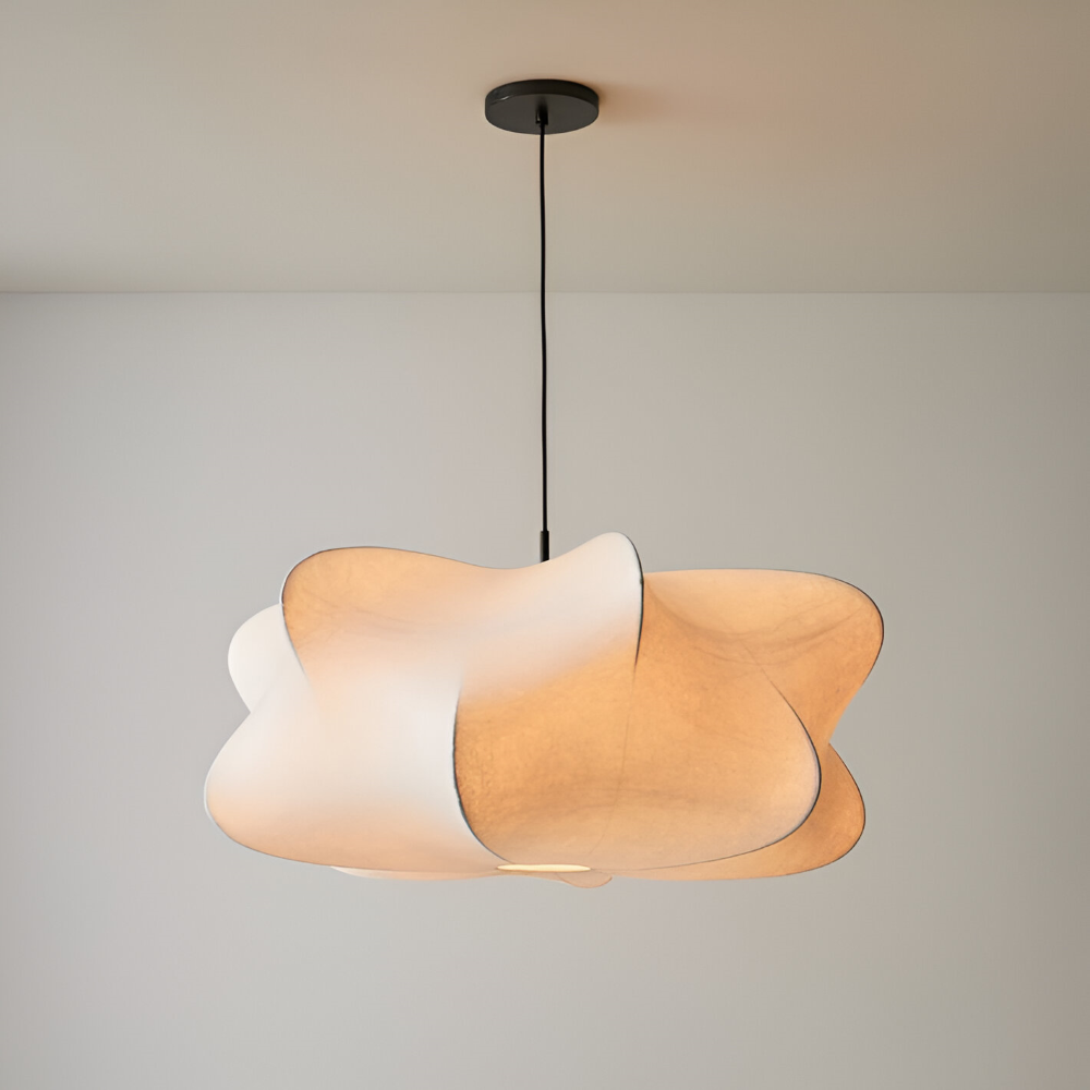 Pendellampa för vardagsrummet. Wabi Sabi estetik, modern funktion.