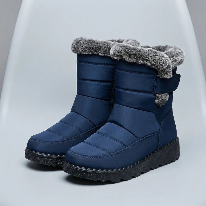 Varma Zoe damvinterstövlar med högt skaft och snörning. Perfekta för snö och kalla vinterdagar, vattenavvisande.